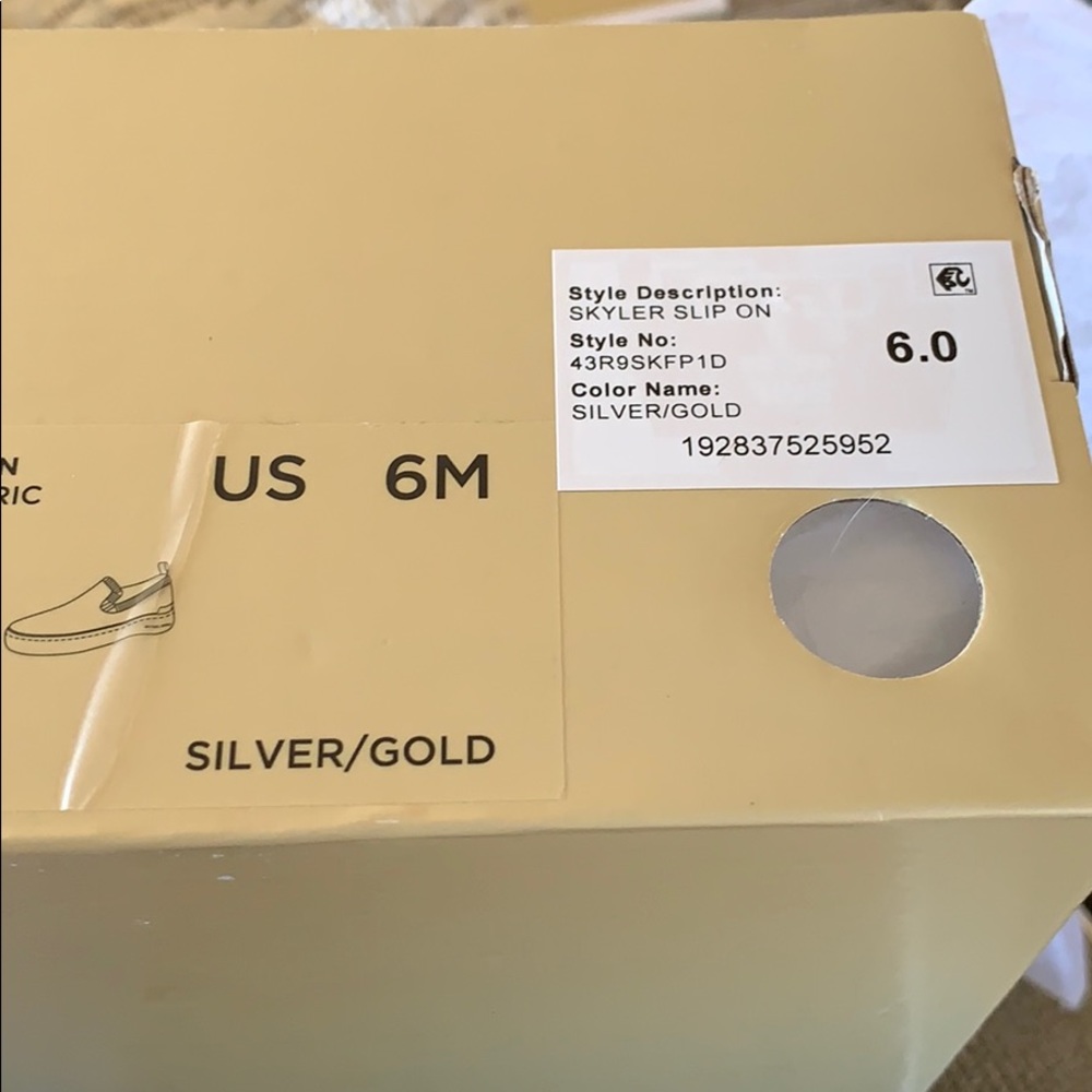 MICHAEL Michael Kors Skyler Metalic Sneakers - Picture 8 of 16